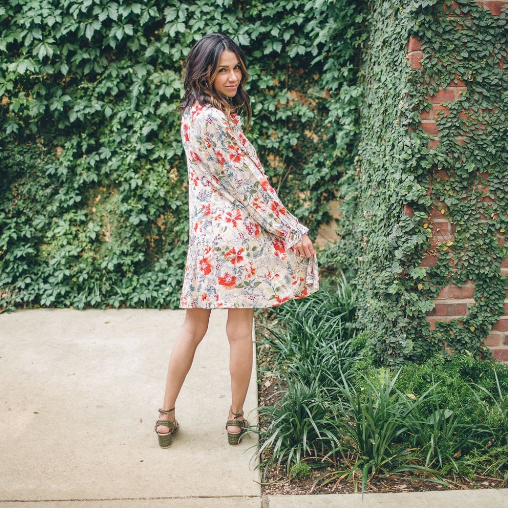 First Wave Fem Dress - Picture 2 of 4